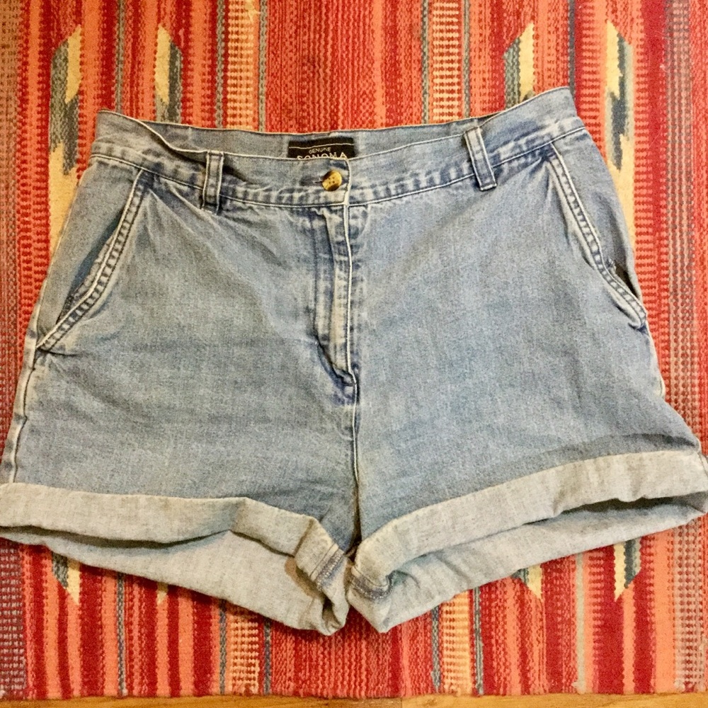 ✨🌙Super Soft & Comfy Vintage Jean Shorts🌙✨